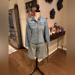 ✨Madewell (NWOT) Light Blue Denim Shirt Size S✨